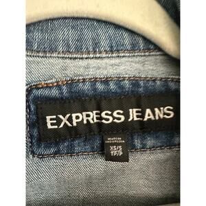 Express Jeans Women's Blue Embroidery Roses Boyfriend Denim Jacket Size XS